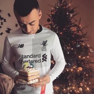 Meet your Posher, Denis